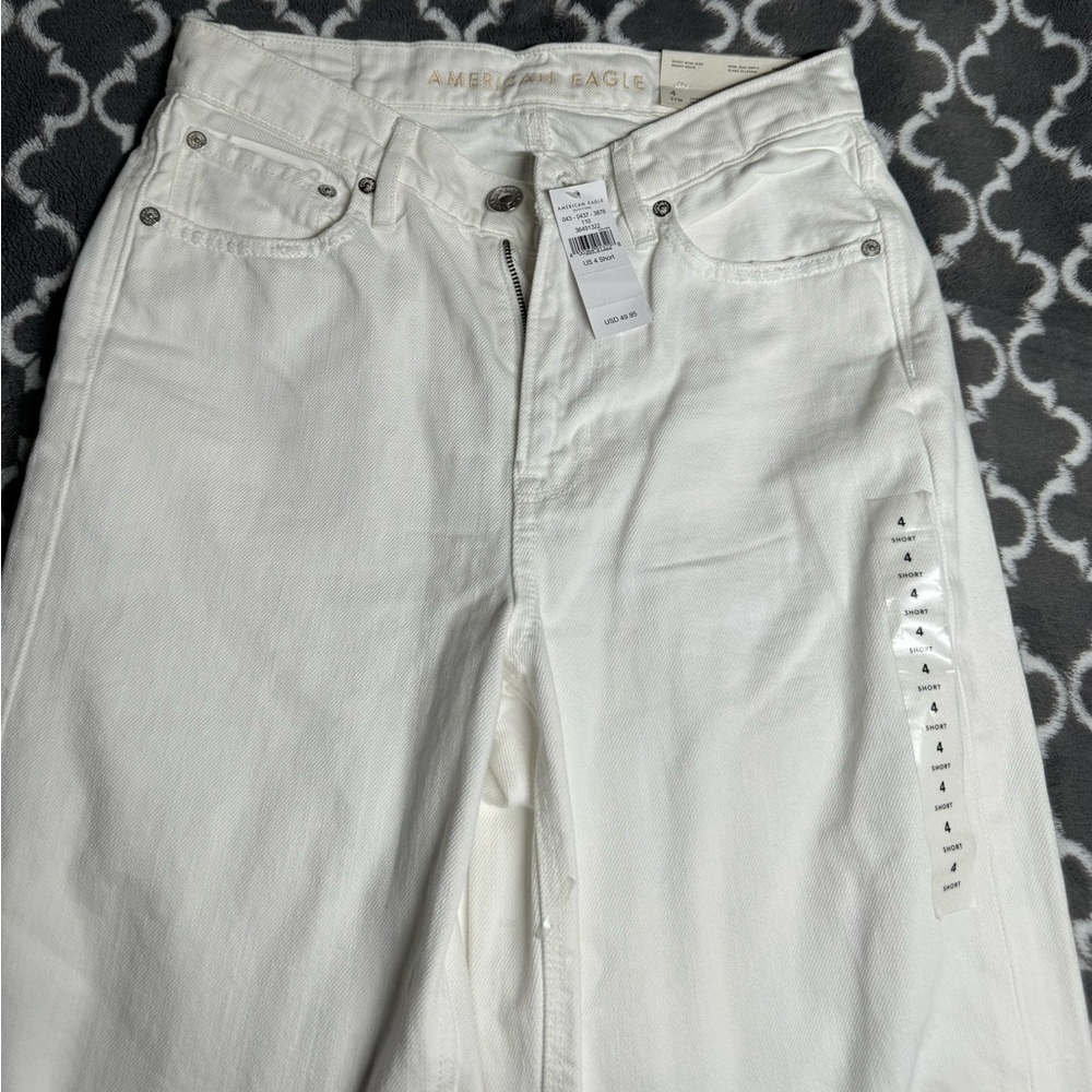 American Eagle Baggy Jeans